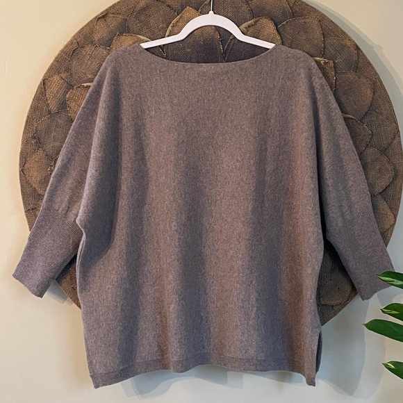 Garnet Hill Cashmere Lace-Trimmed Oversized Sweater - Picture 5 of 6